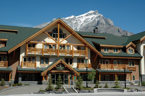 SPRUCE GROVE INN 001